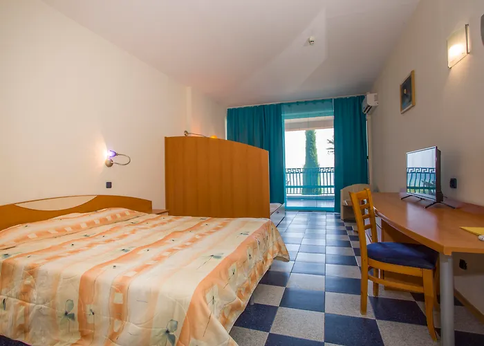 Royal Bay Hotel