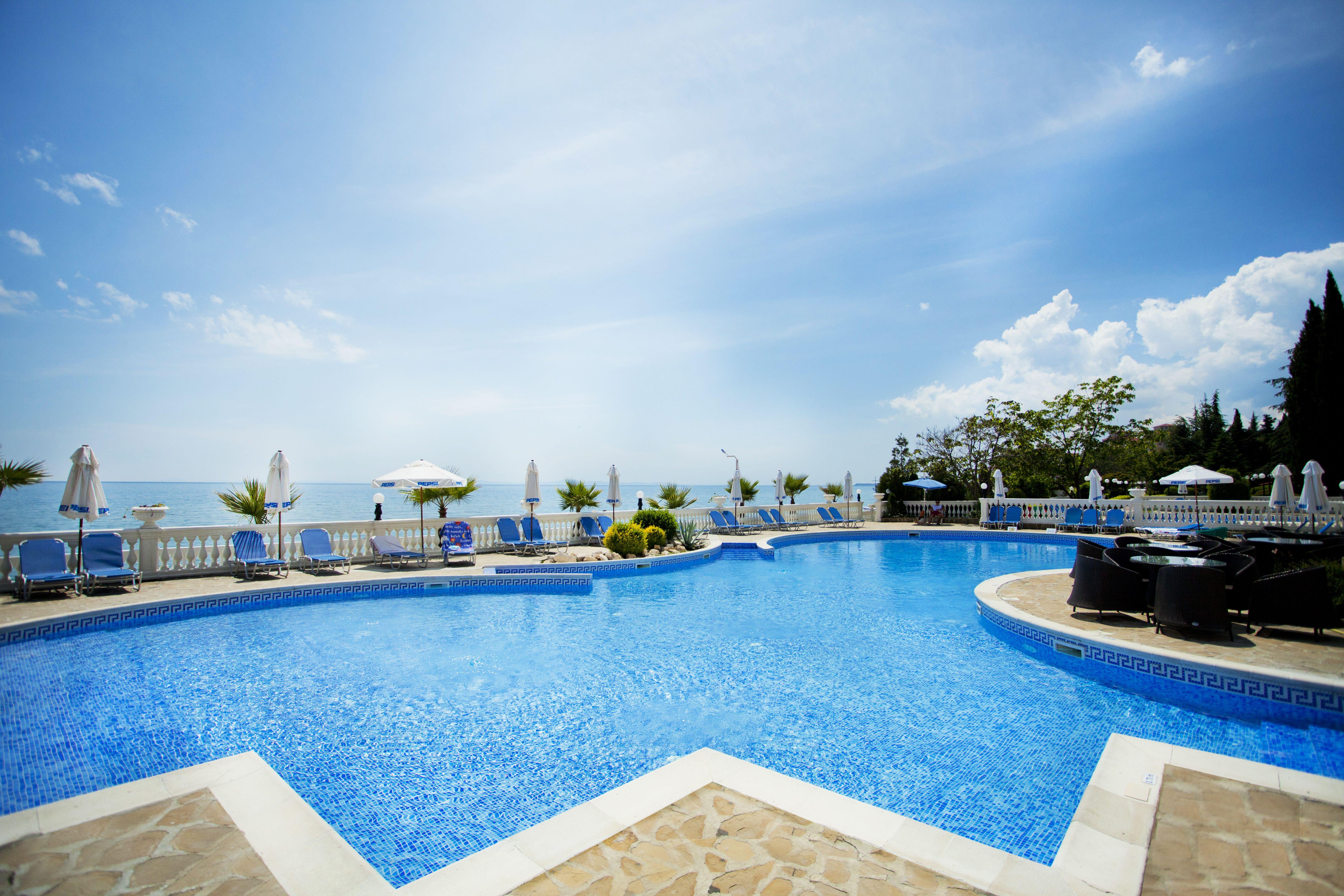 Royal Bay Otel 4*