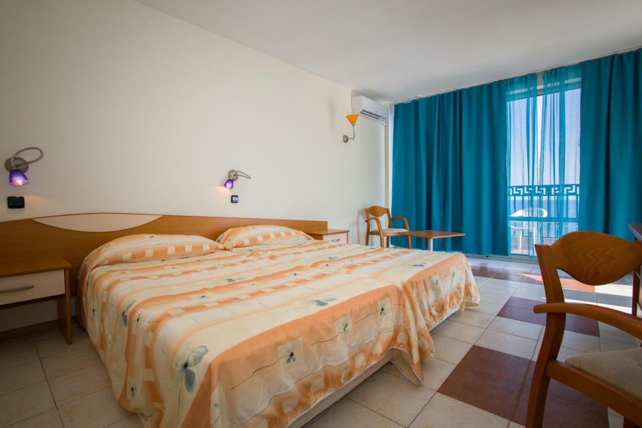 Royal Bay Otel Elenite