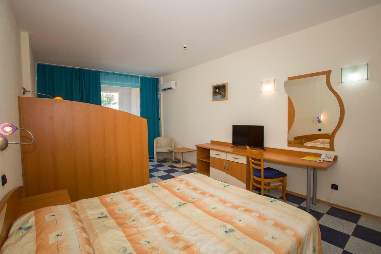 Royal Bay Otel